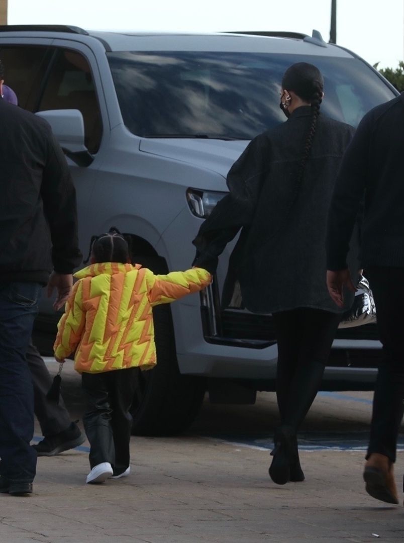 Access_Kardashian_015.jpg