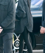 Access_Kardashian_007~0.jpg