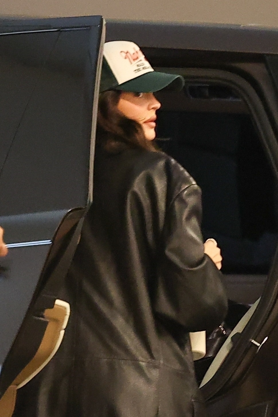Access_Kardashian_03.jpg
