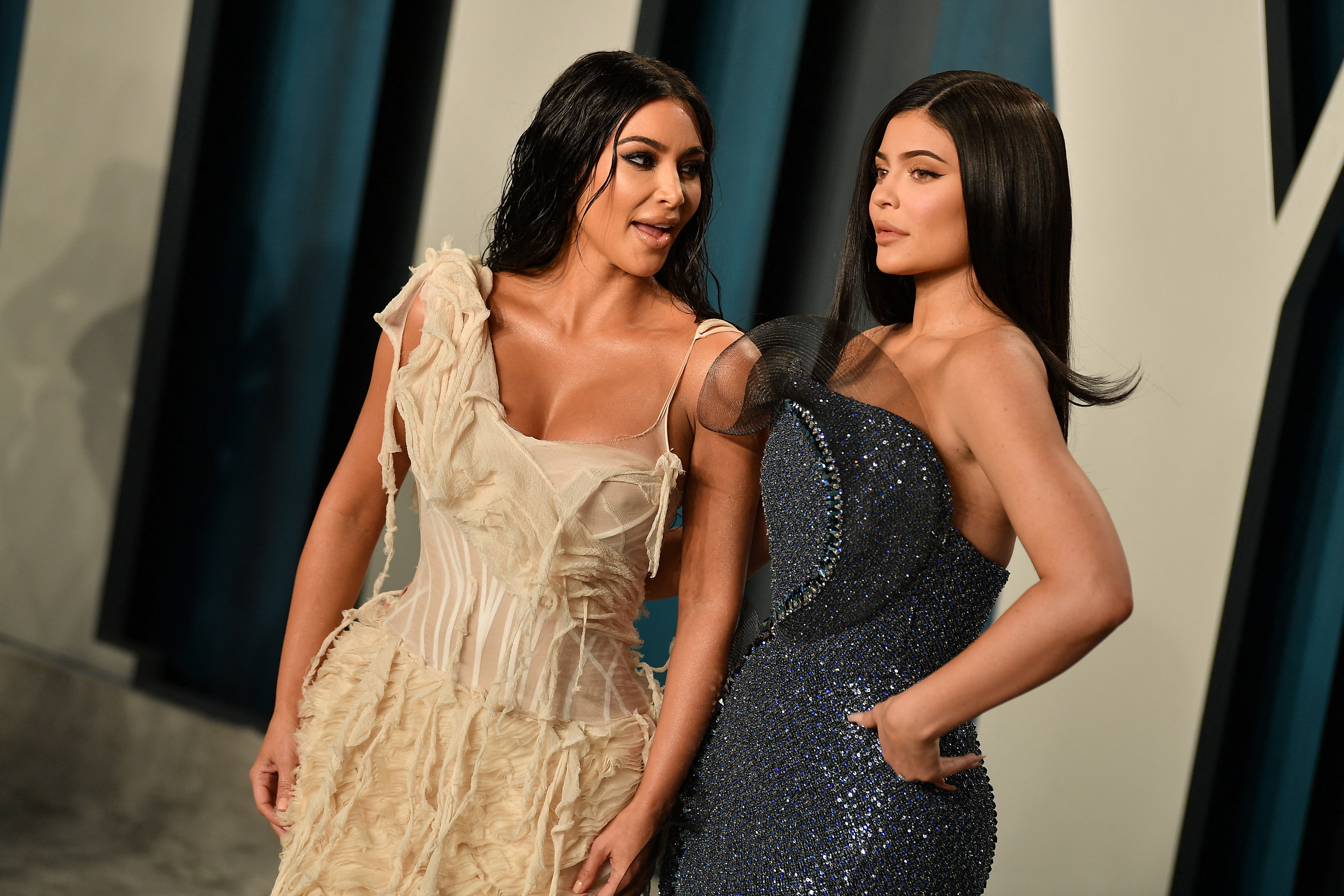 Access_Kardashian_01.jpg