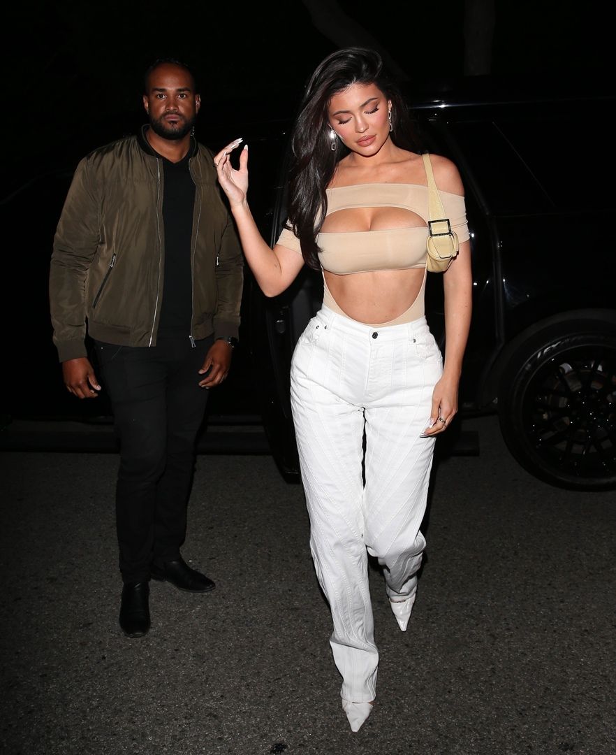 Access_Kardashian_005.jpg