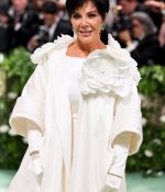 Access_Kardashian_010.jpg