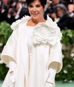 Access_Kardashian_09.jpg