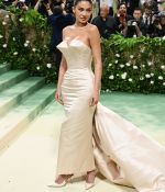 Access_Kardashian_015.jpg