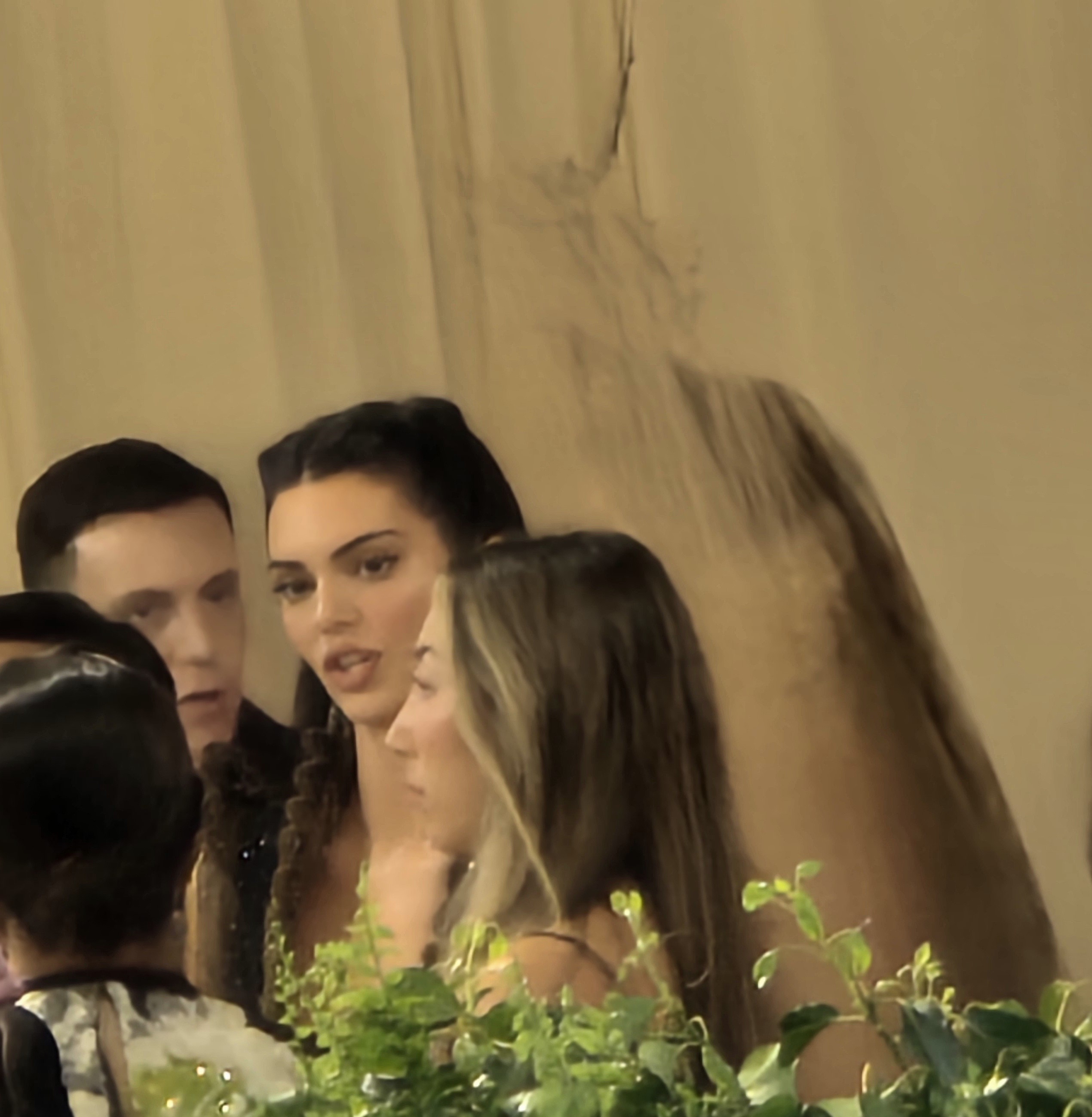 Access_Kardashian_281529.jpeg
