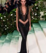 Access_Kardashian_008~0.JPG