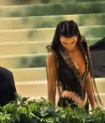 Access_Kardashian__281229.jpeg