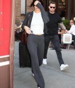 Access_Kardashian_28329.jpeg