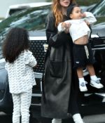Access_Kardashian_010.jpg