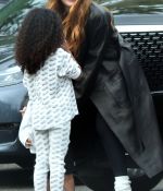 Access_Kardashian_07.jpg