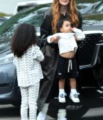 Access_Kardashian_08.jpg