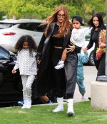Access_Kardashian_080.jpg