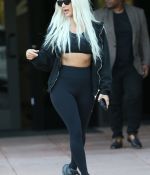 Access_Kardashian_04.jpg