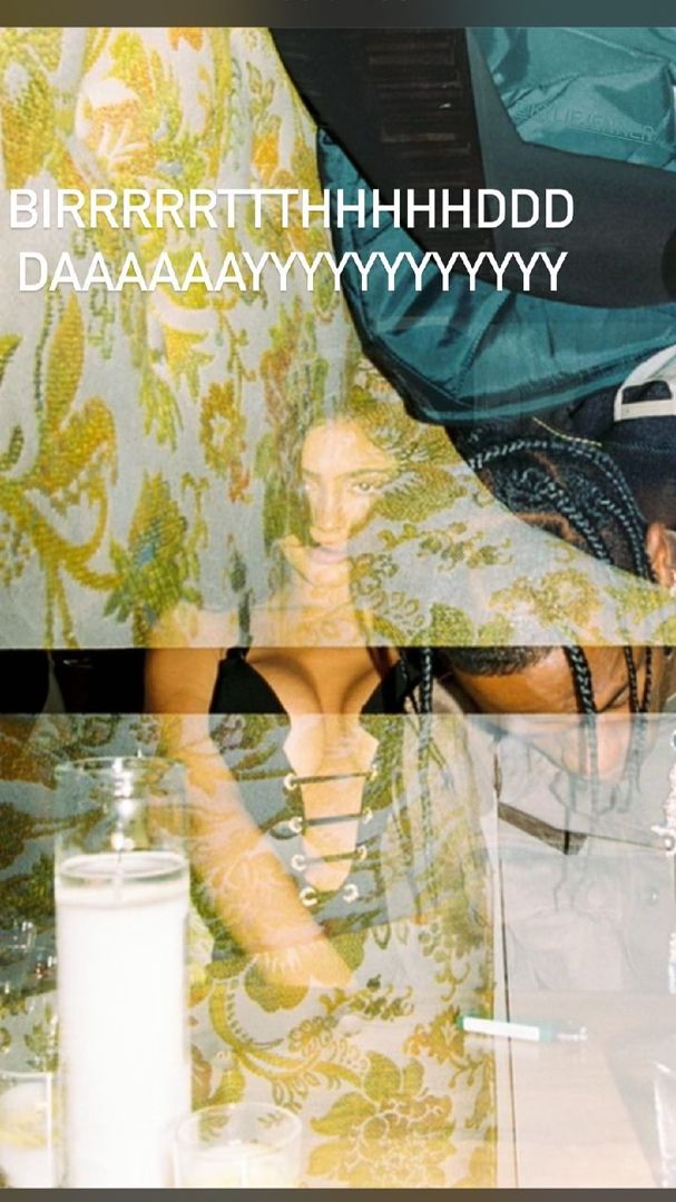 Access_Kardashian_002~0.jpg