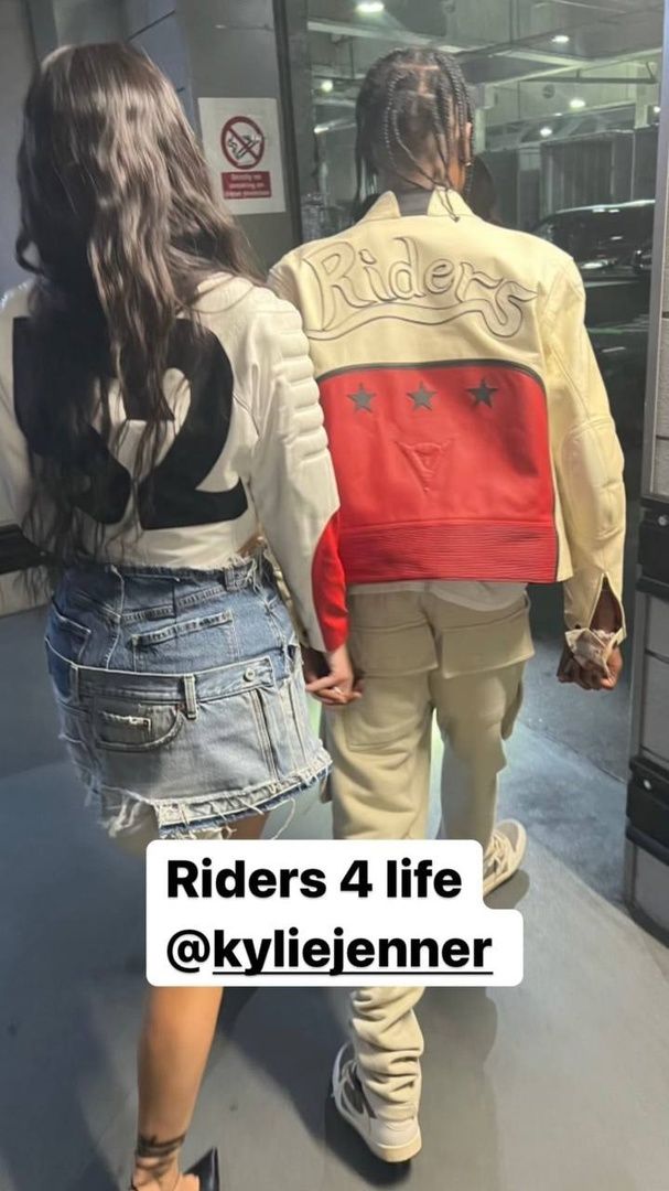 Access_Kardashians_004.jpg
