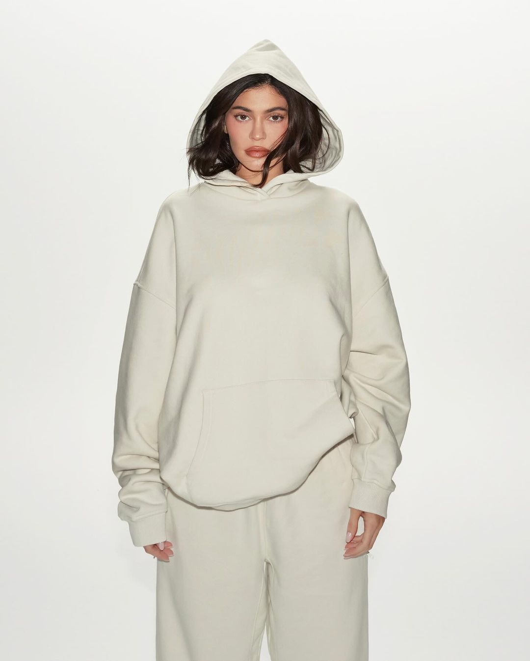 Access_Kardashian_07.jpg