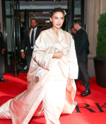 Access_Kardashian_04.png