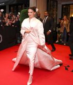 Access_Kardashian_05.jpg