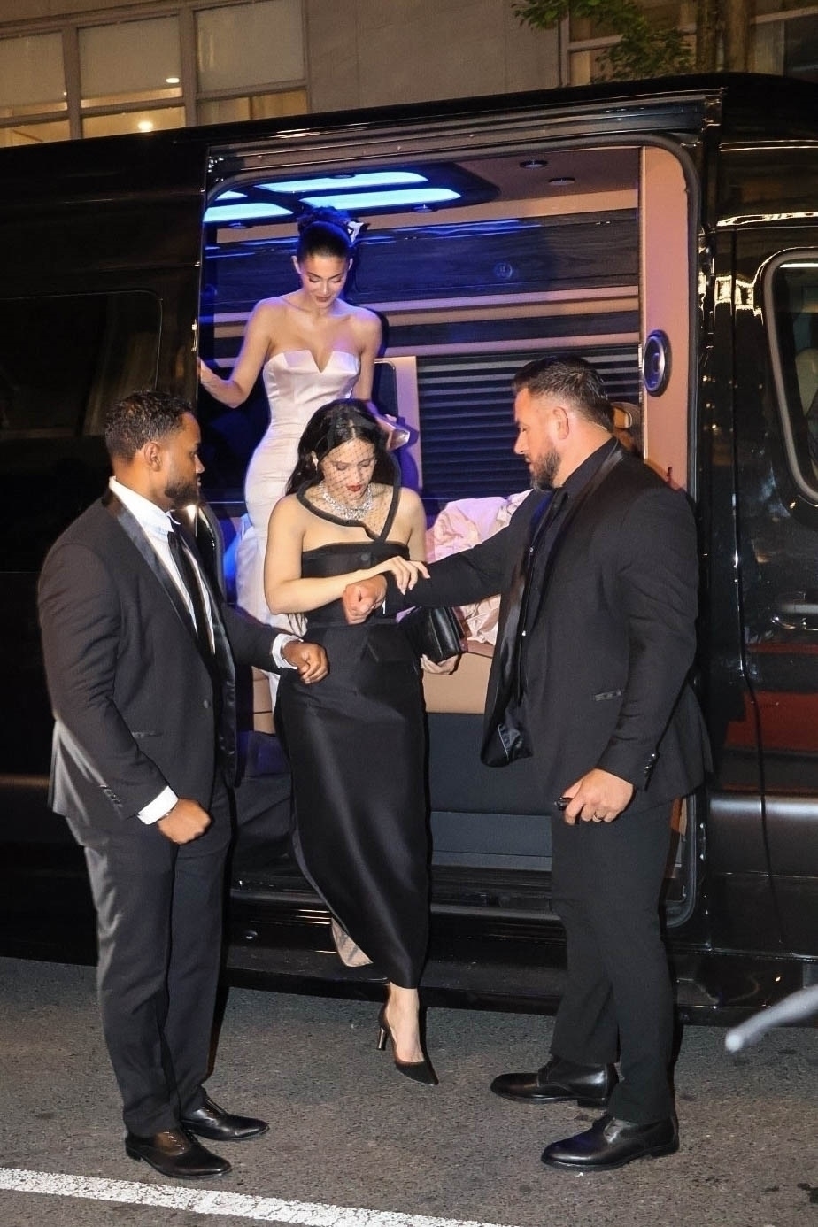 Access_Kardashian_04.jpg