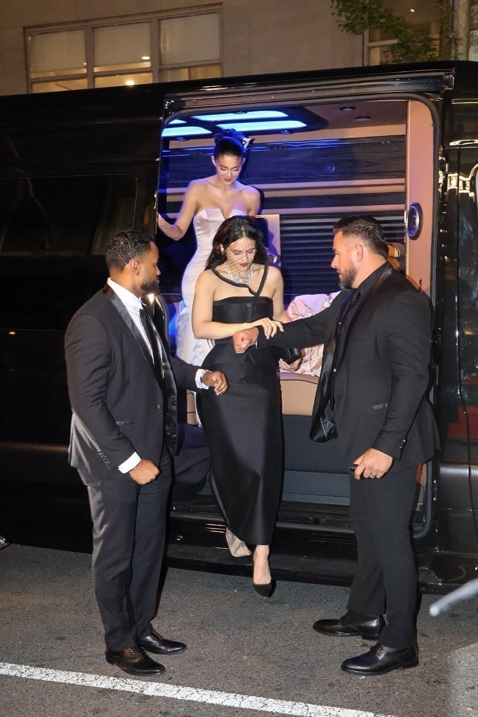Access_Kardashian_05.jpg