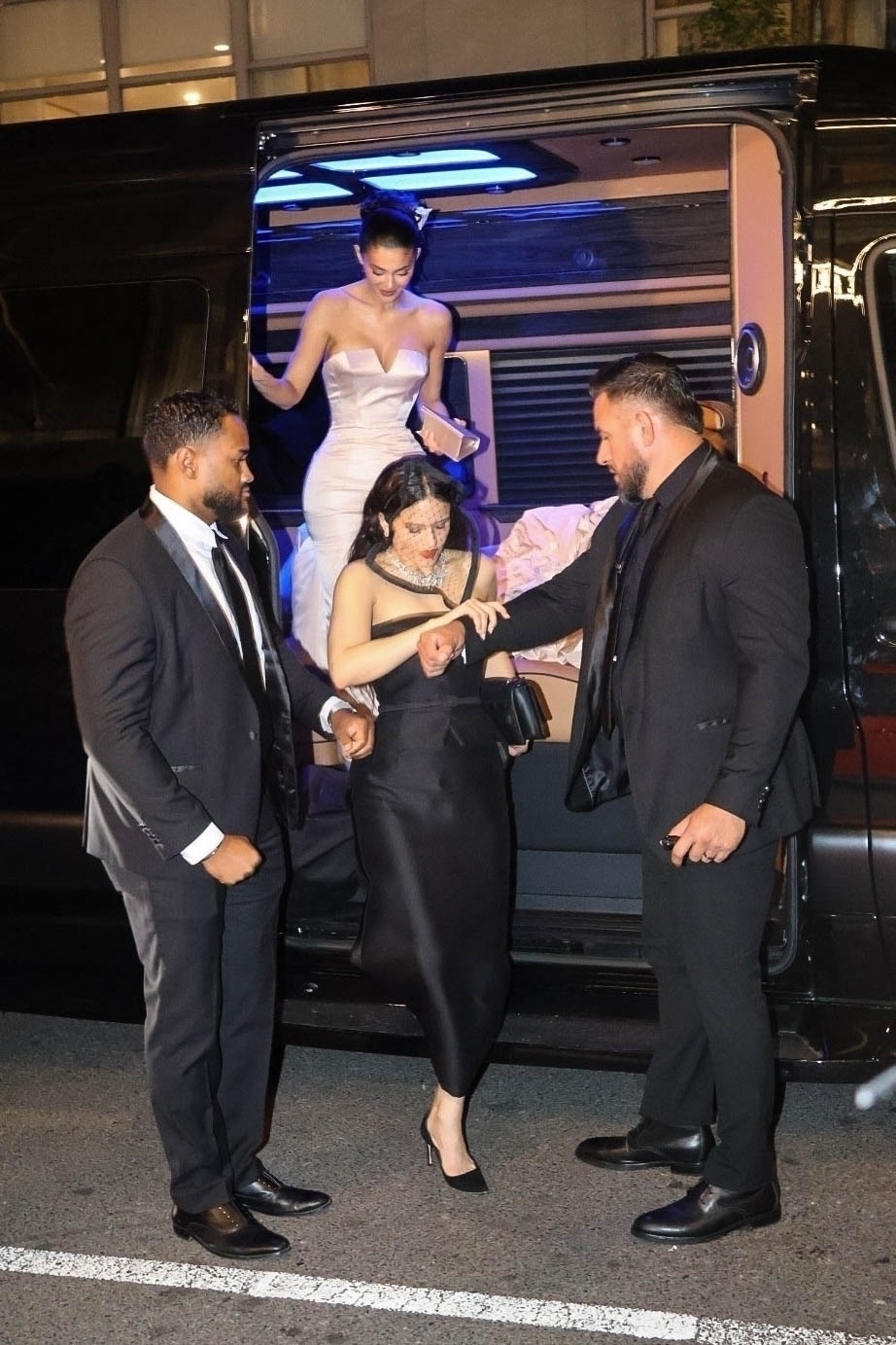 Access_Kardashian_06.jpg