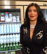 Access_Kardashian_015.png