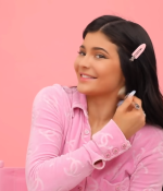 Access_Kardashian_013.png