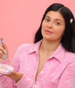 Access_Kardashian_04.png
