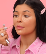 Access_Kardashian_06.png