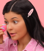 Access_Kardashian_07.png