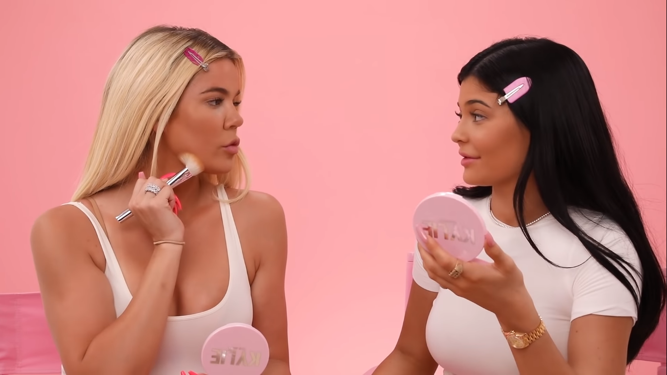 Access_Kardashian_016.png