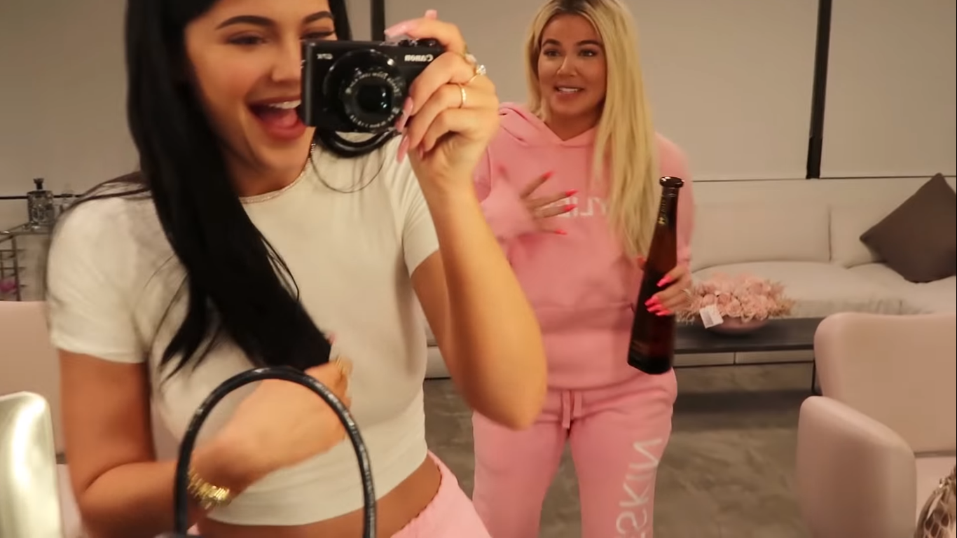 Access_Kardashian_03.png