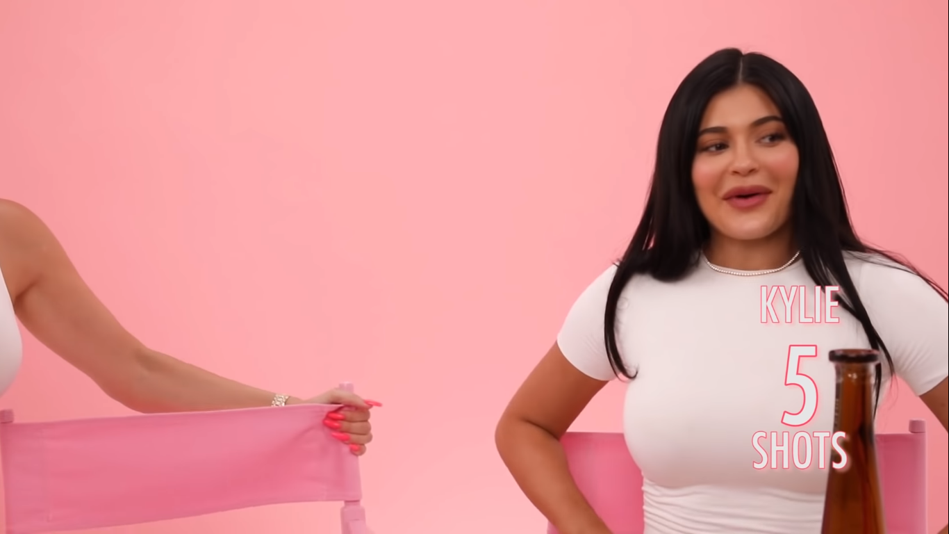 Access_Kardashian_05.png