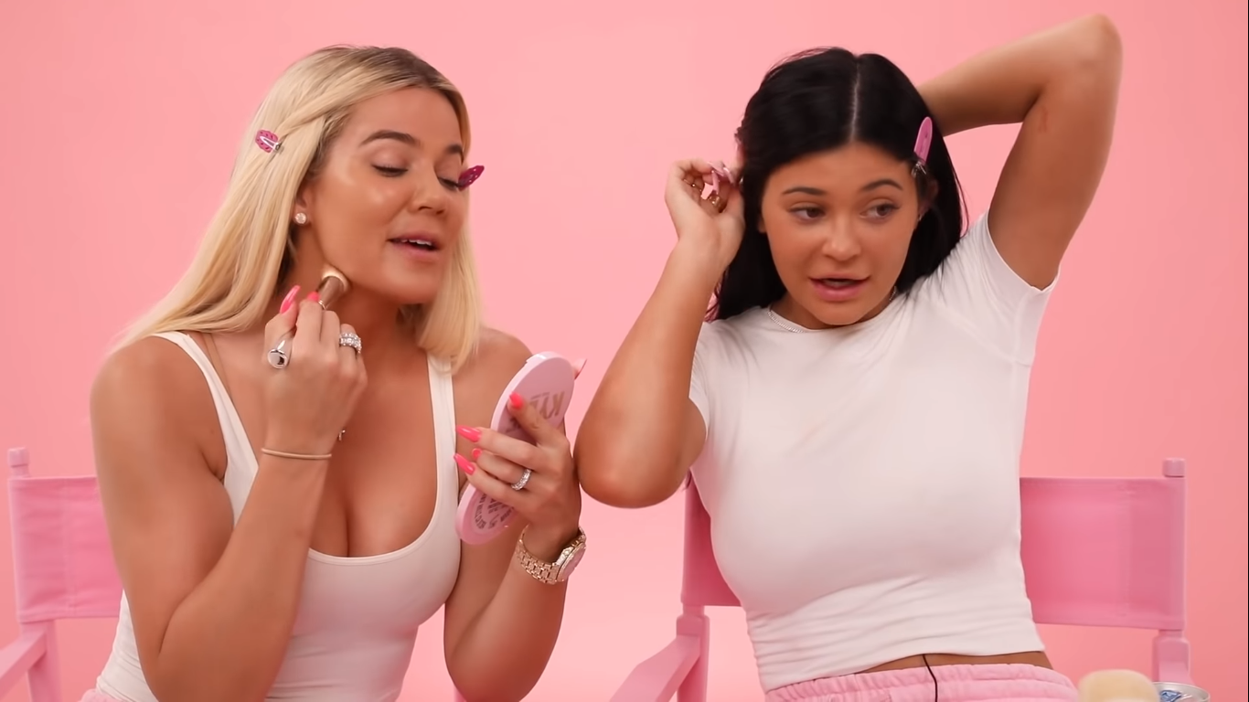 Access_Kardashian_08.png
