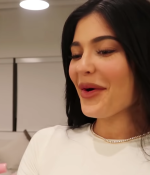 Access_Kardashian_01.png