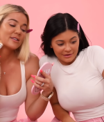 Access_Kardashian_09.png