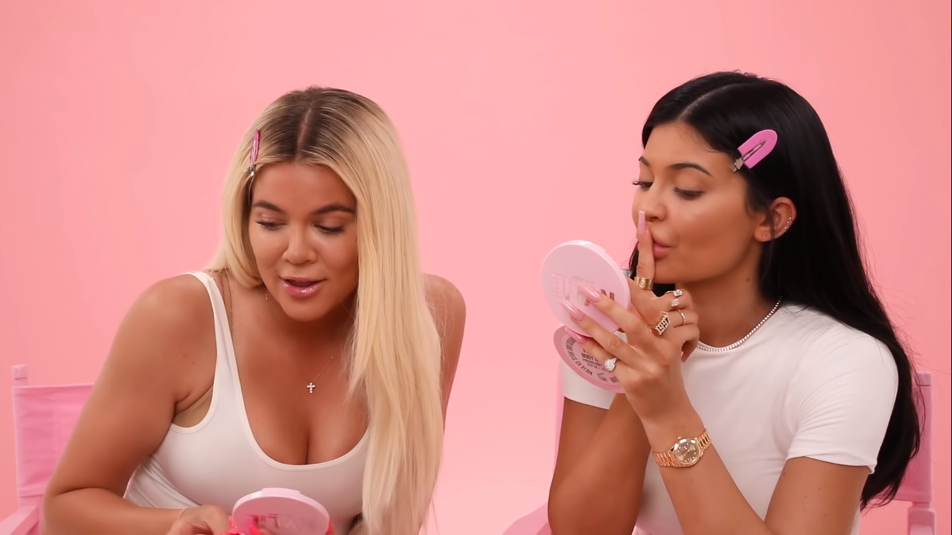 Access_Kardashian_010.png