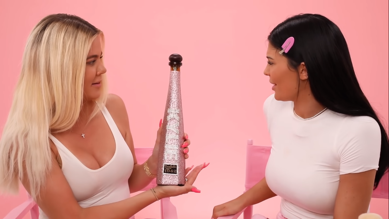 Access_Kardashian_07.png