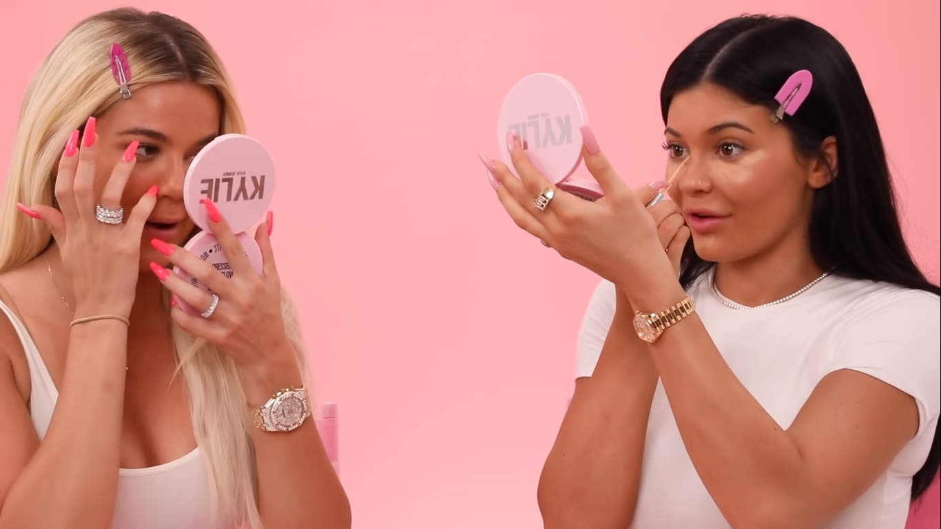 Access_Kardashian_08.png