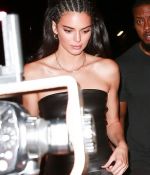 Access_Kardashian_09.jpg
