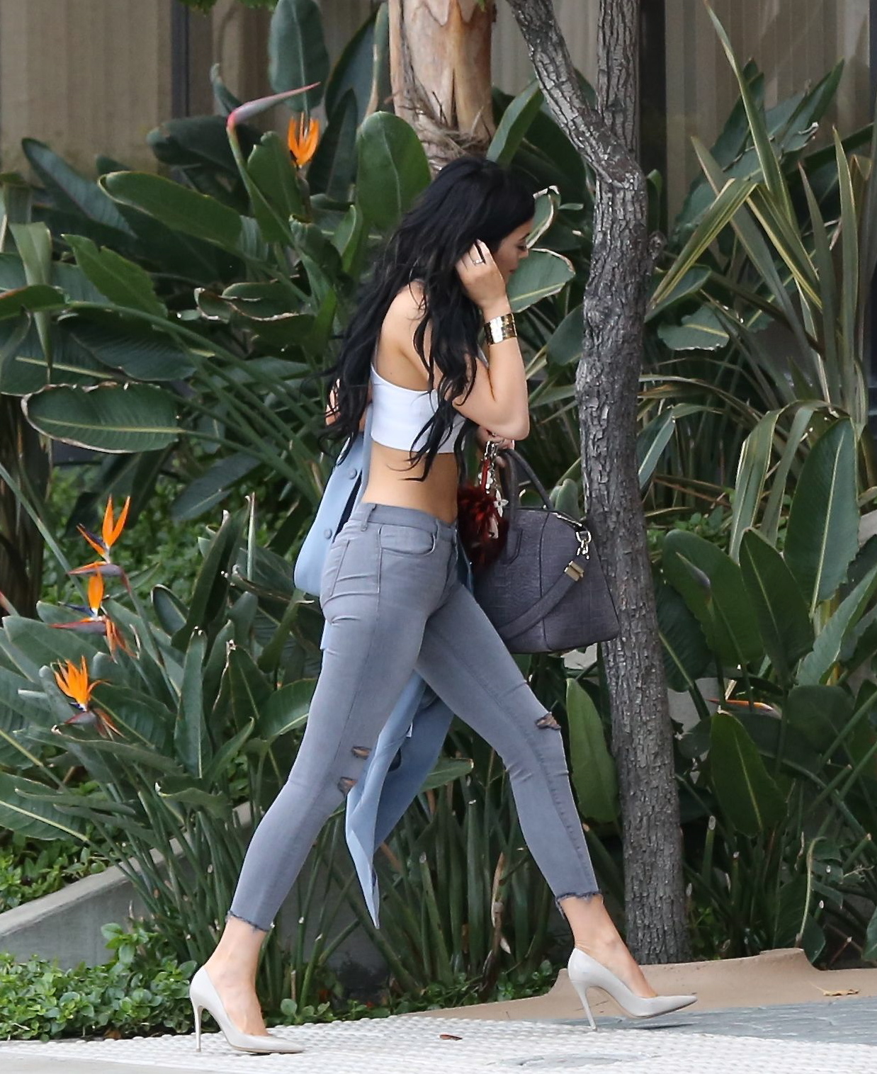 Access_Kardashian_02.jpg