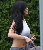 Access_Kardashian_01.jpg