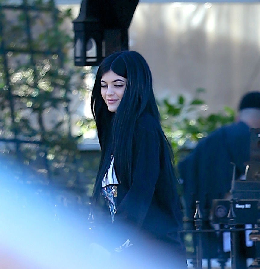 Access_Kardashian_03.jpg