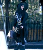 Access_Kardashian_08.jpg