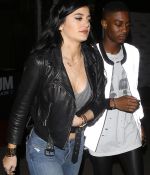 Access_Kardashian_09.jpg