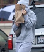 Access_Kardashian_05.jpg