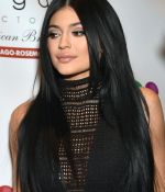 Access_Kardashian_05.jpg