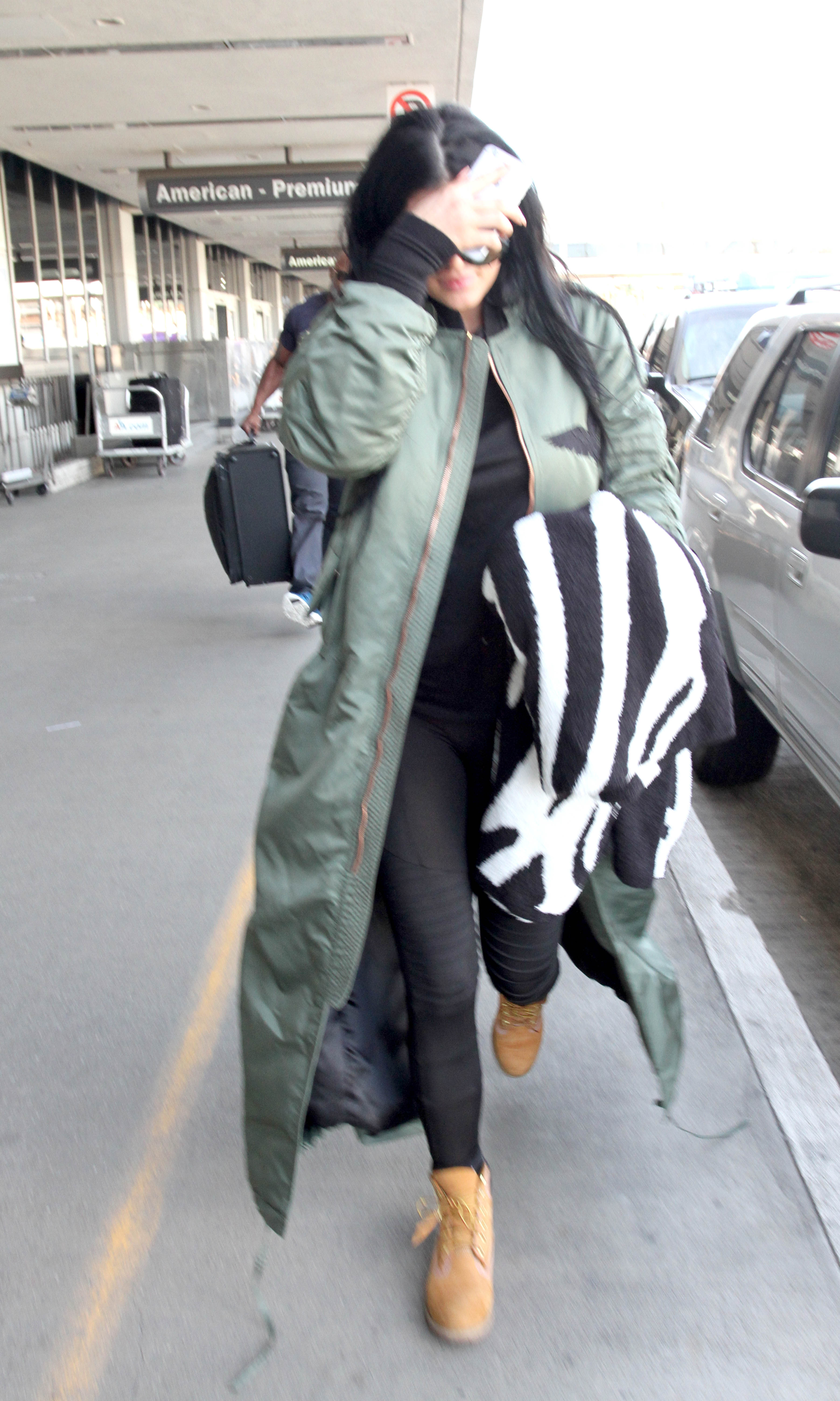 Access_Kardashian_01.jpg