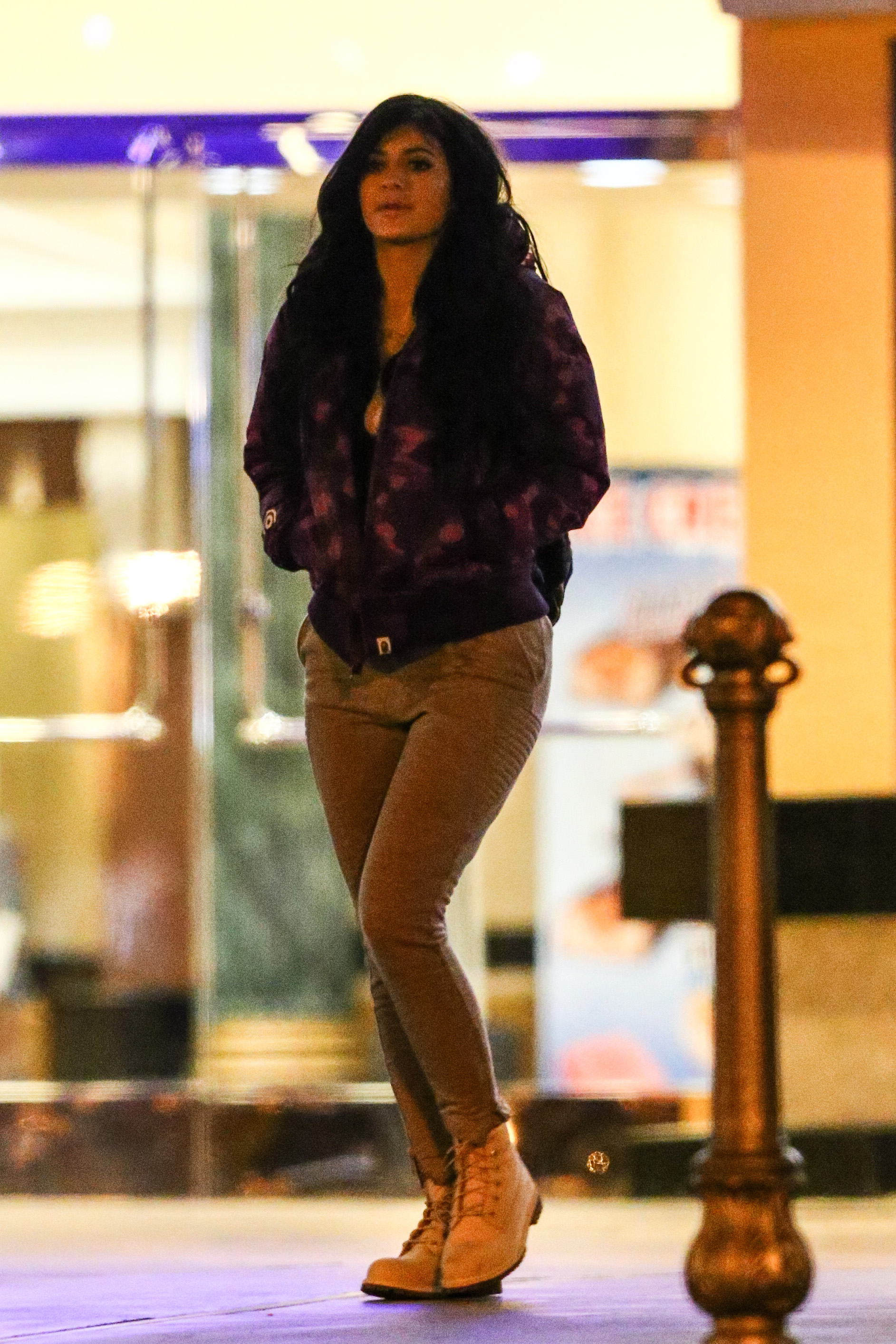 Access_Kardashian_08.jpg