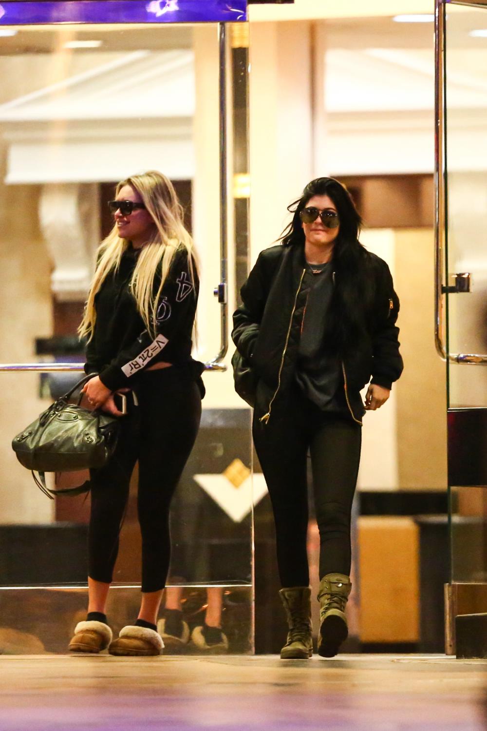 Access_Kardashian_05.jpg